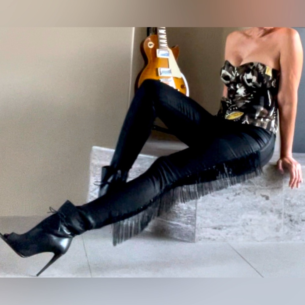 J brand x Halpern special edition Maria black fringe stellar jeans, size 27.